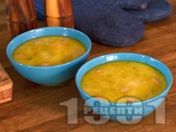 Картофена супа (чорба) със сьомга, течна сметана и пресен лук - снимка на рецептата